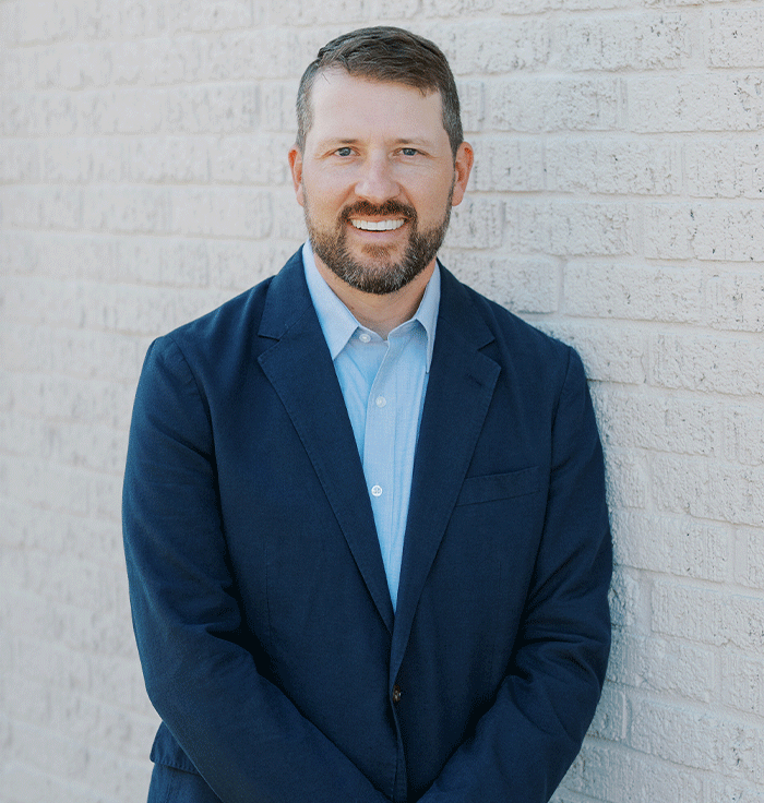 Headshot of Dr. Abraham Hoellrich, dentist and owner of Grandview Dental Care in Columbus, Ohio.