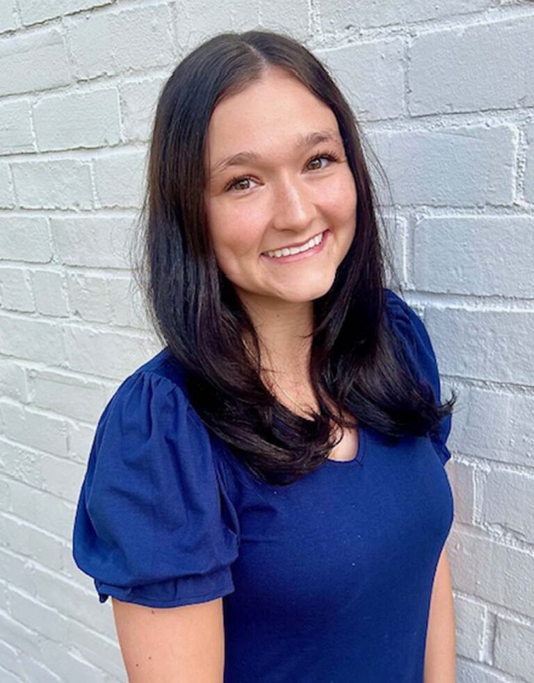 Headshot of dental hygienist, Maddie.